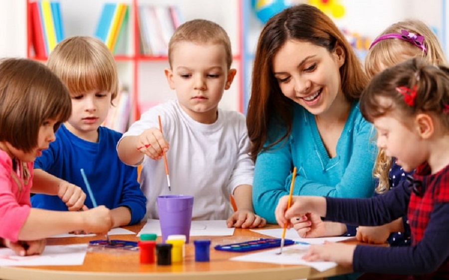 حل مشکل یادگیری کودکان با تلویزیون - سایت دبی مال